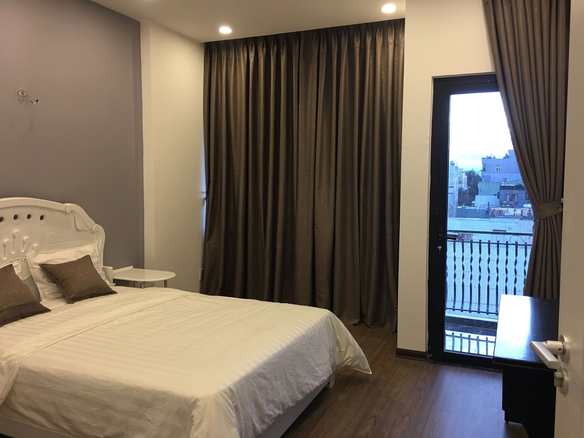 Bella Apartment My Khe Beach ダナン市 エクステリア 写真